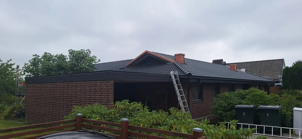 Det färdiga betongtaket från baksidan, villa i Lund