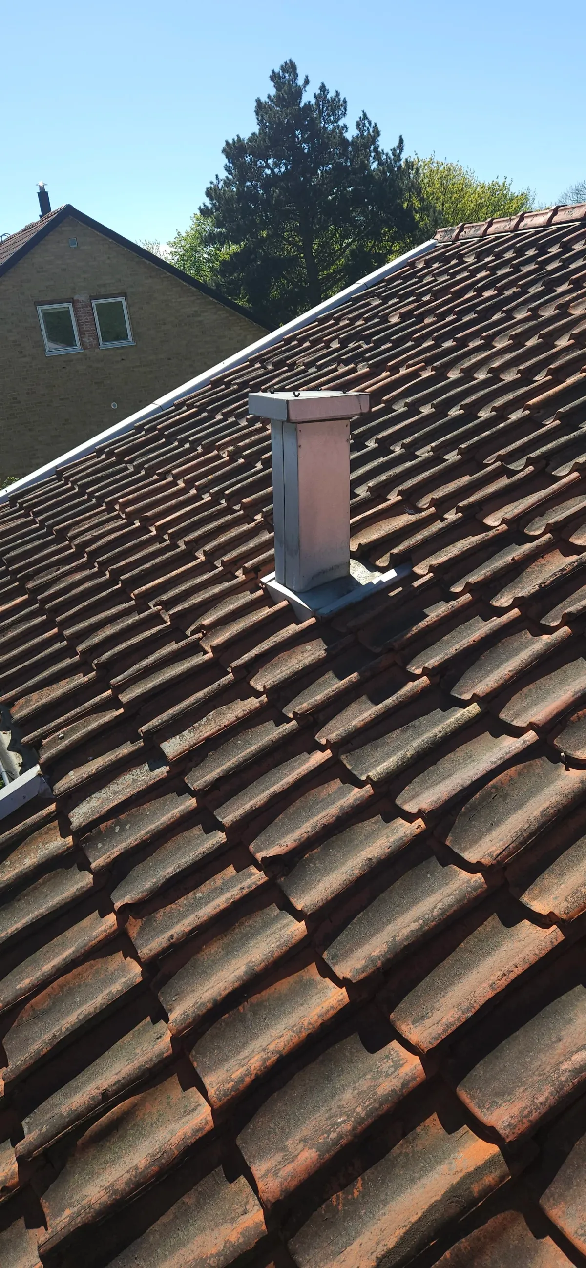 Gammal ventilationshuv
